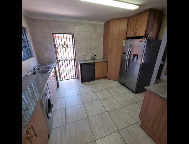 3 BEDROOM HOUSE FOR SALE IN EDENDALE